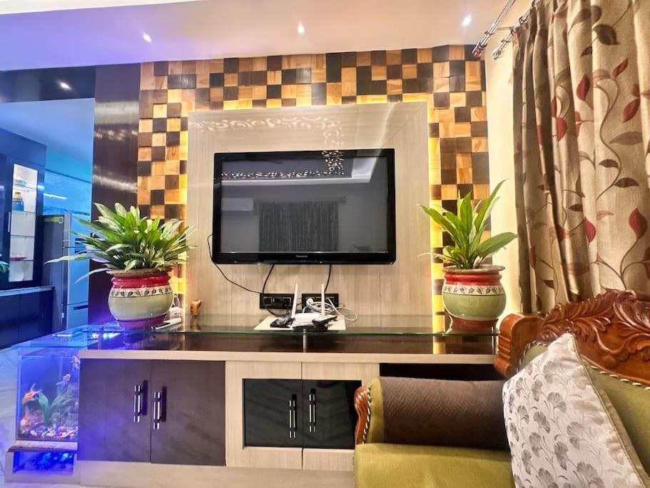 Modern Luxe Haven Apartment Siliguri Exterior photo